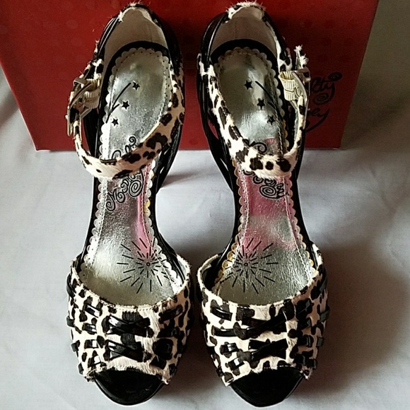 *SOLD* Naughty Monkey "Double Vision" White Black Cheetah - Picture 2 of 7